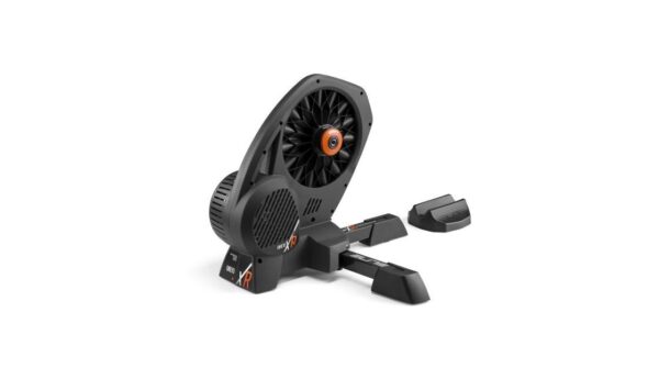 Elite Direto XR W Rollentrainer mit Zwift Cog und Click