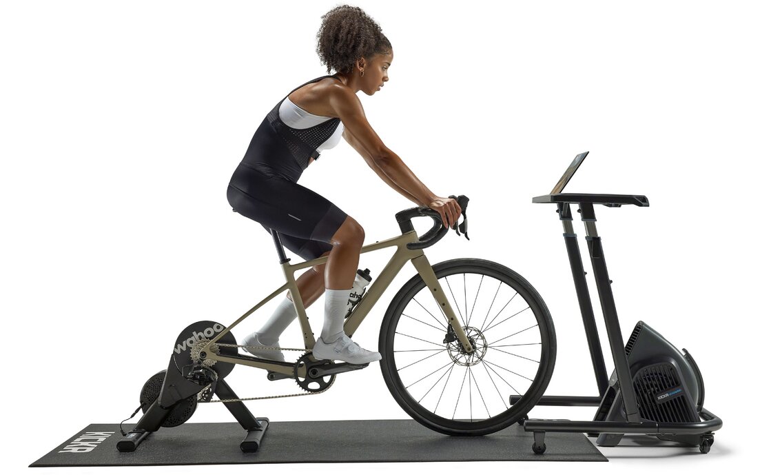 Wahoo KICKR Core 2 + Zwift Click and Cog